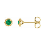 Round 4-Prong Claw Stud Earrings