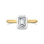 18K Gold White/Yellow Solitaire Engagement Ring from the Solitaire collection - DERS32XS_18KWY_Em_7X5_Std_NA_NA